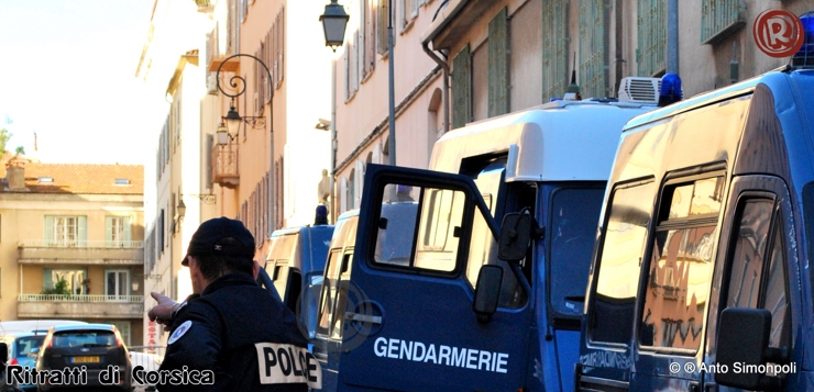 RepressionPoliceGendarmeCorseCorsica (1)